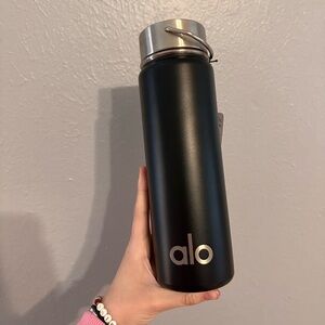 ALO Yoga Black Matte Stainless Steel Water Bottle with Silver Lid